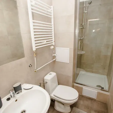 Blue Aparthotel 3*